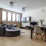 Ajk W Sea Towers Апартаменты *